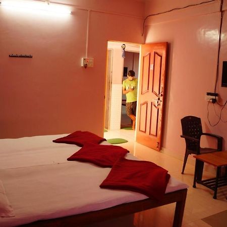 Yash Garden Residency Hotel Ganpatipule Esterno foto