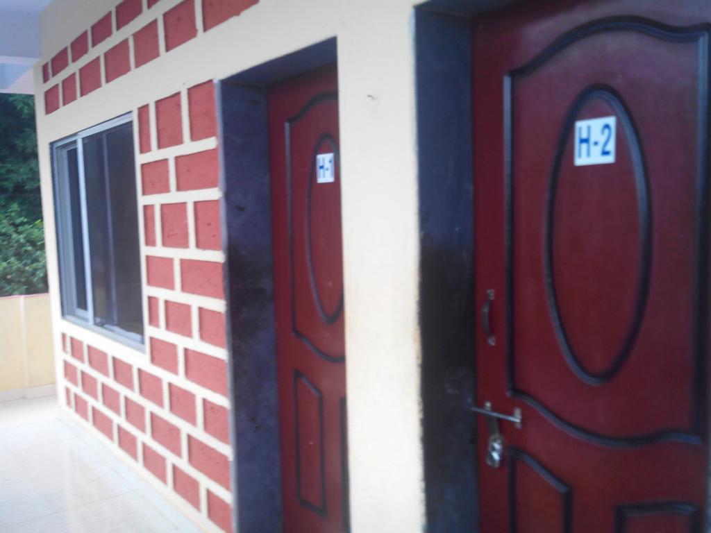 Yash Garden Residency Hotel Ganpatipule Esterno foto