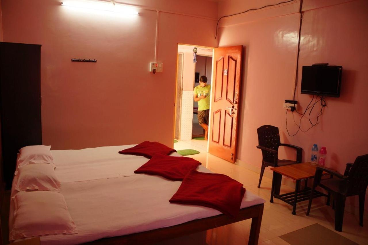 Yash Garden Residency Hotel Ganpatipule Esterno foto