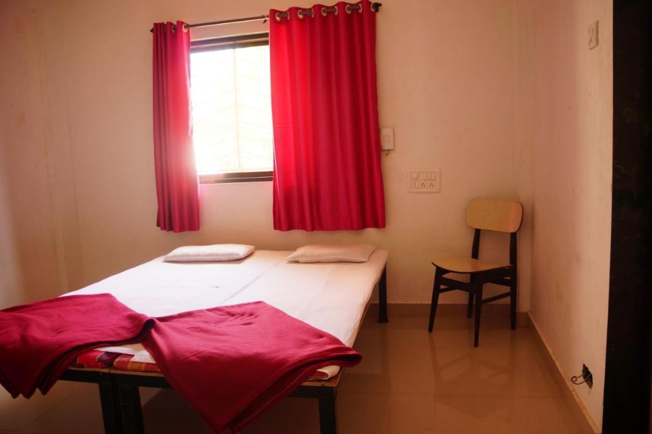 Yash Garden Residency Hotel Ganpatipule Esterno foto