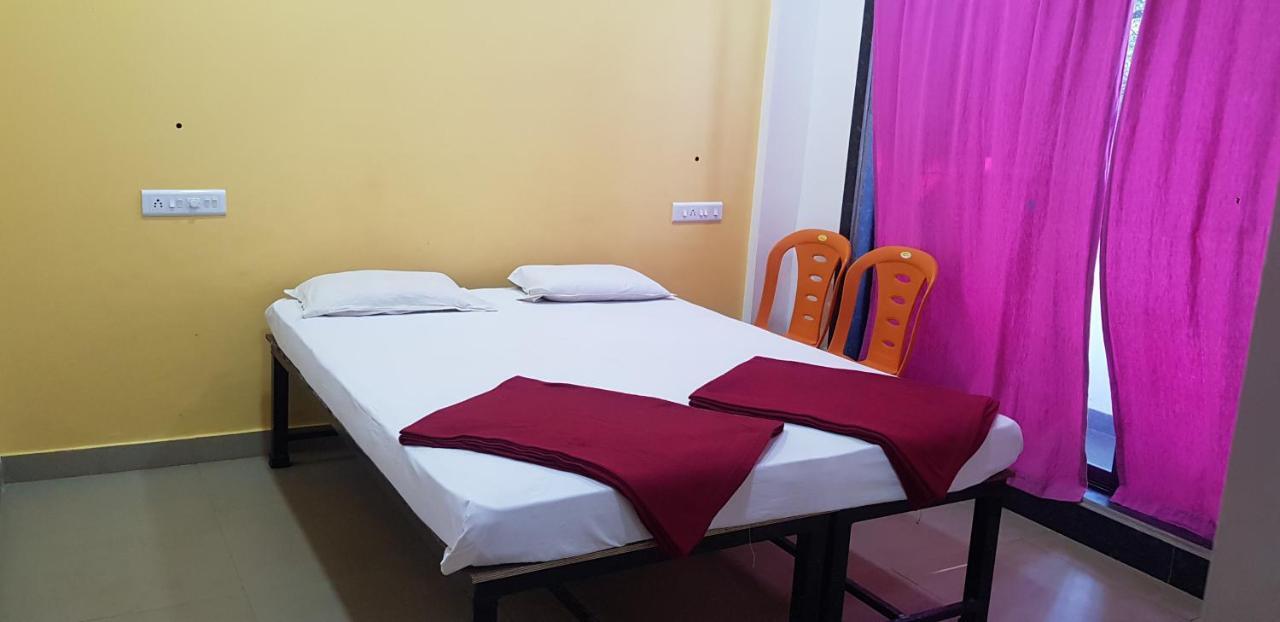 Yash Garden Residency Hotel Ganpatipule Esterno foto